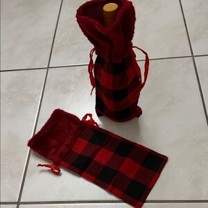 Red and Black Buffalo Plaid Wine Bottle Gift Bag Set